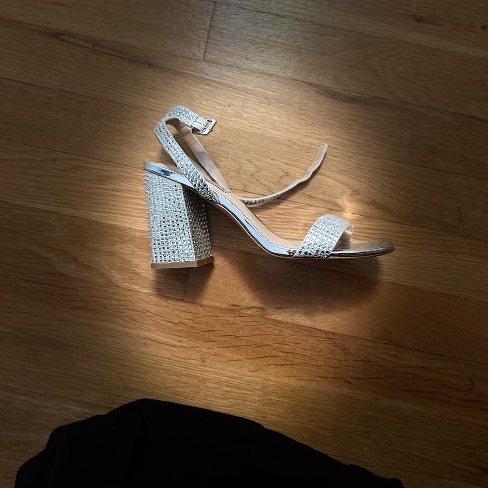 Steve Madden White Block Heel Sandals